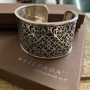 Retired Silpada .925 sterling silver cuff
